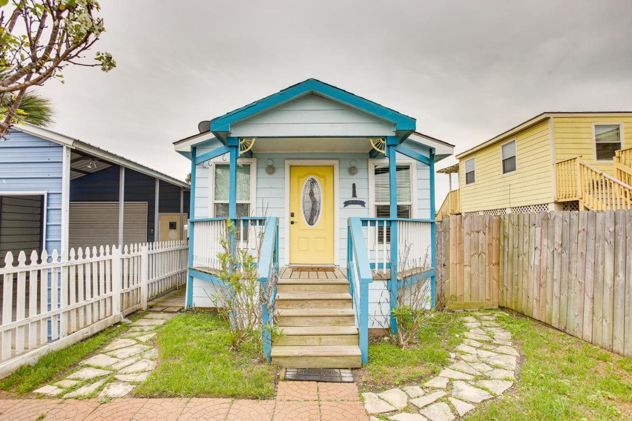 Galveston Cottage About 1 Mi To Beach Pet Friendly! Экстерьер фото
